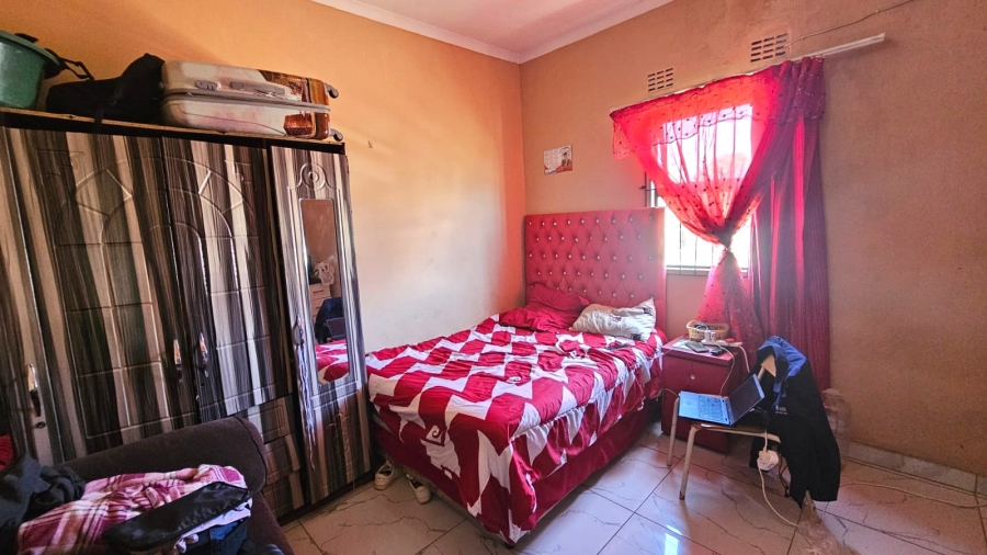 6 Bedroom Property for Sale in Quigney Eastern Cape